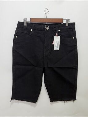 Boohoo Black Bermuda Shorts